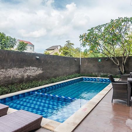 Zen Rooms Basic Jimbaran Taman Mulia מראה חיצוני תמונה