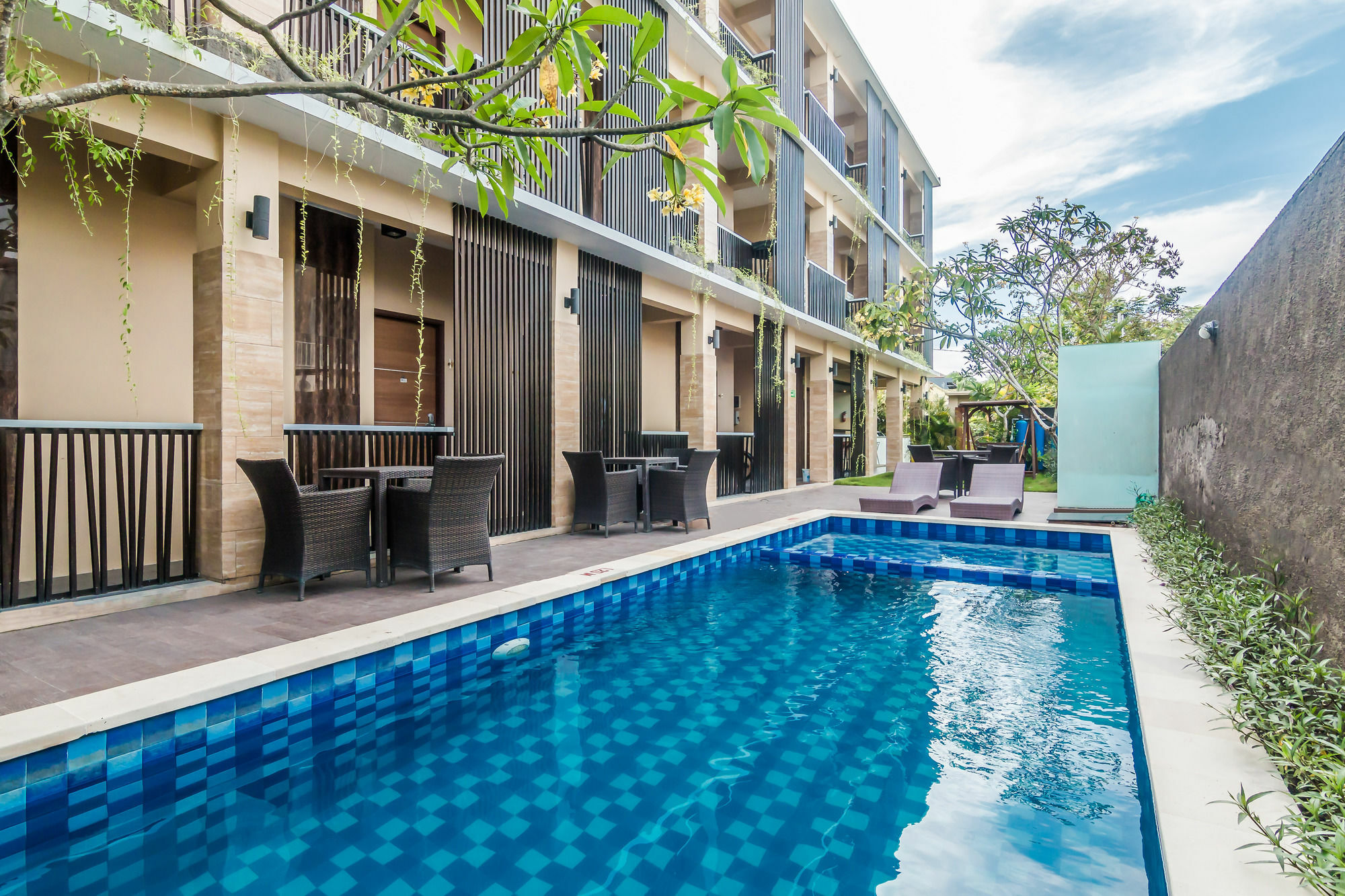 Zen Rooms Basic Jimbaran Taman Mulia מראה חיצוני תמונה